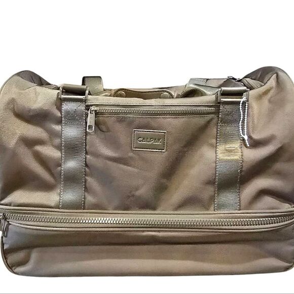 Calpak Stevyn Duffel Bag w/Shoe Compartment - Picture 1 of 10